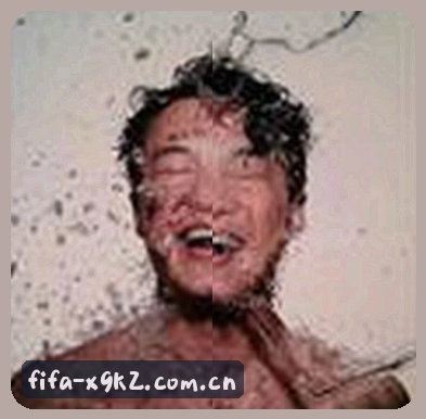 黄俊
